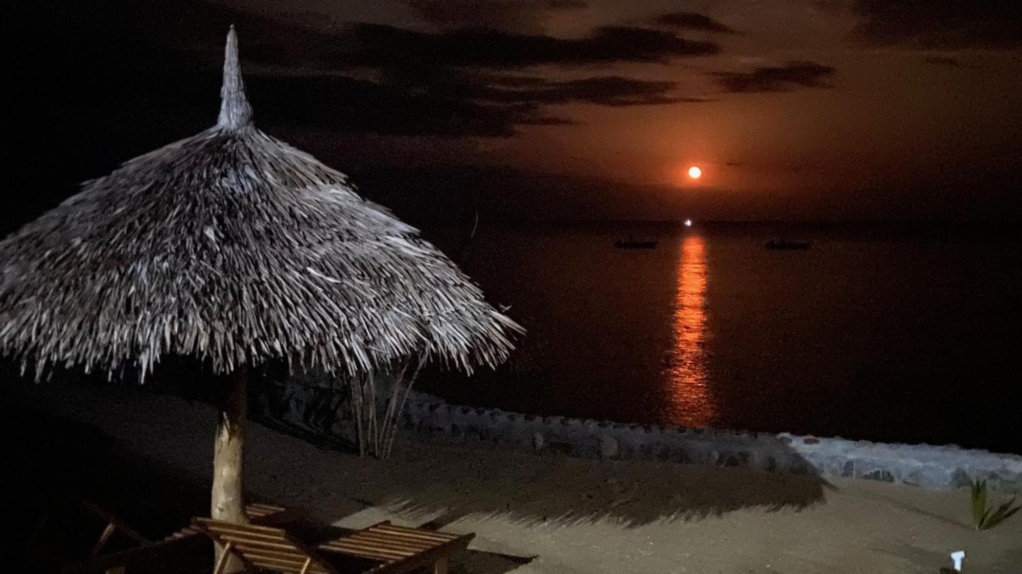 Veronika Resort Nosy Komba Exteriör bild