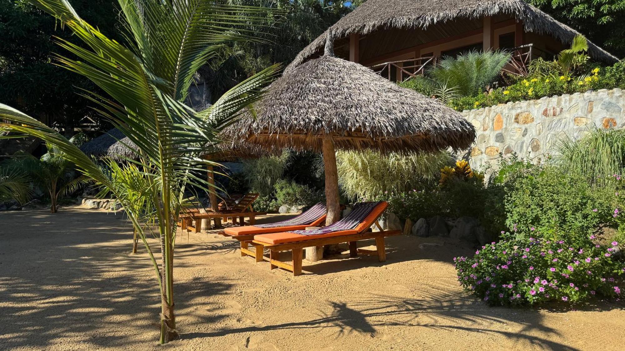 Veronika Resort Nosy Komba Exteriör bild